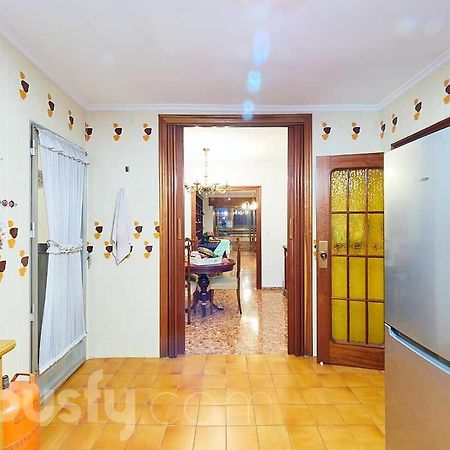 Lovely Bedroom In A Shared Apartment In The Center Of Alicante Eksteriør billede