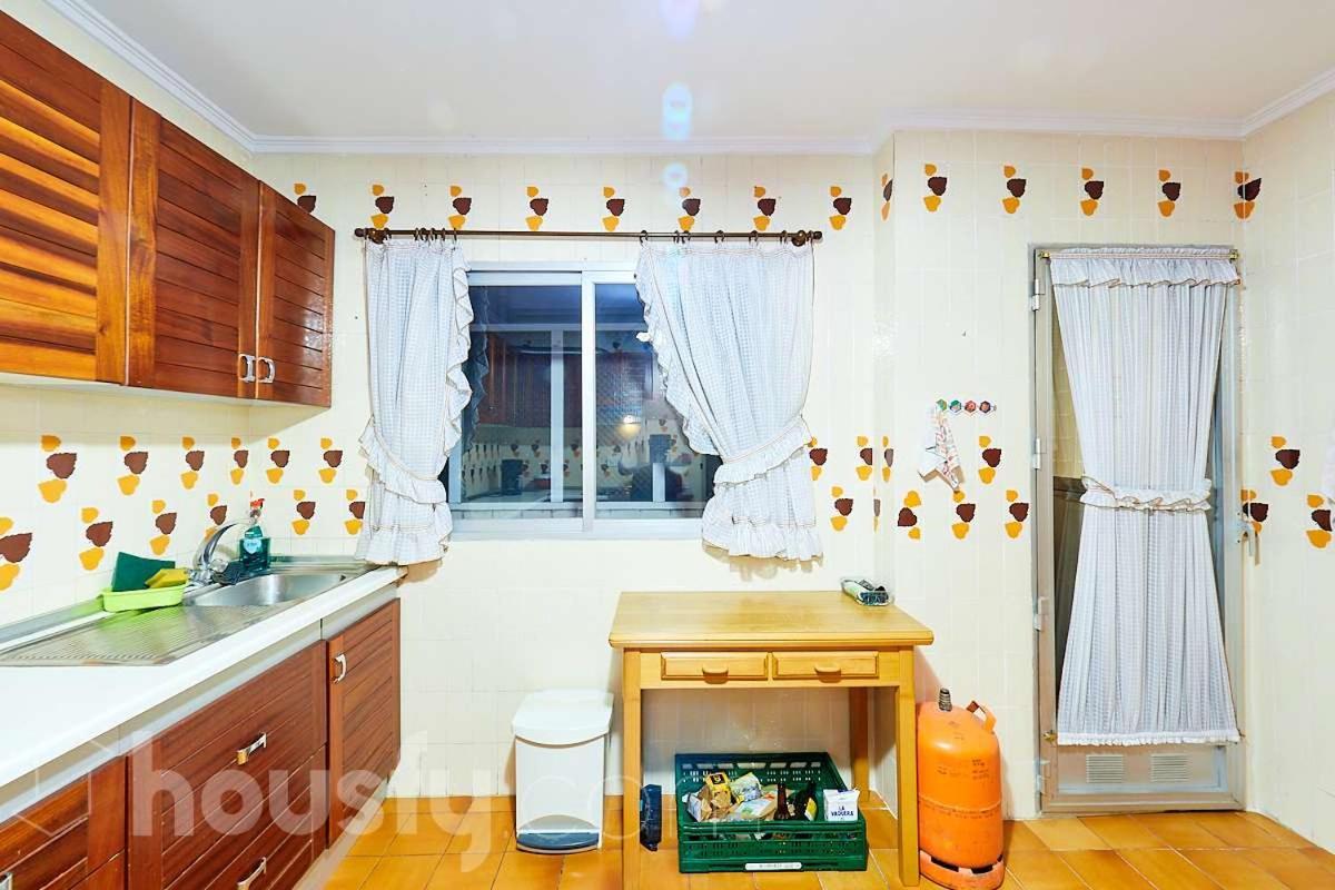Lovely Bedroom In A Shared Apartment In The Center Of Alicante Eksteriør billede