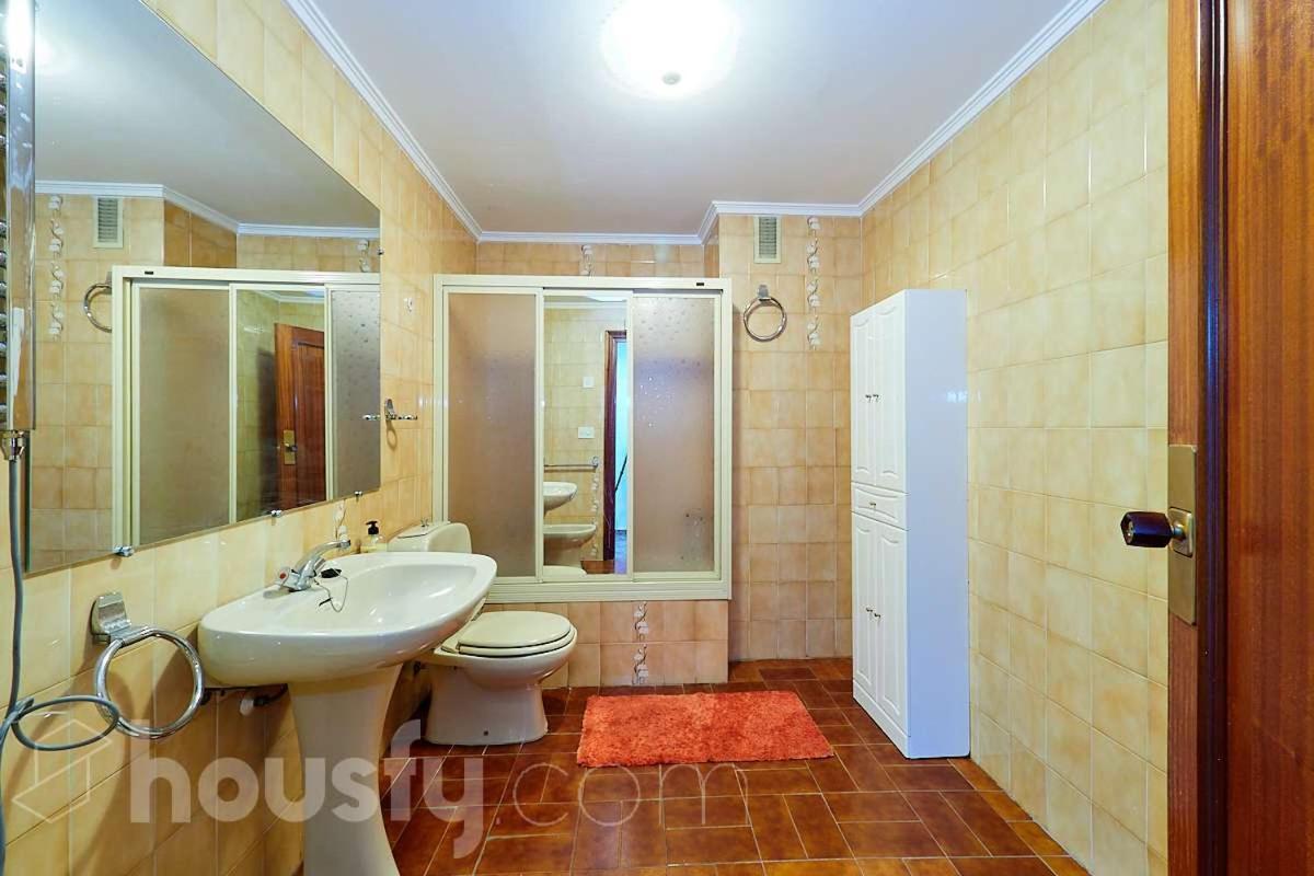 Lovely Bedroom In A Shared Apartment In The Center Of Alicante Eksteriør billede